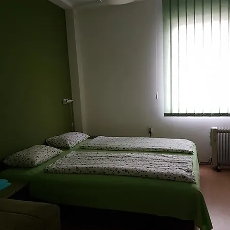 Apartment Sweet Or *